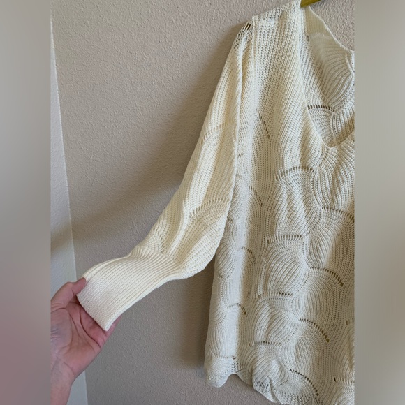 Bloomchic Plus Size Ivory Sweater NWT 🌴 - Picture 3 of 11